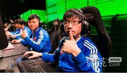 英雄聯盟uzi和faker交手盤點詳情